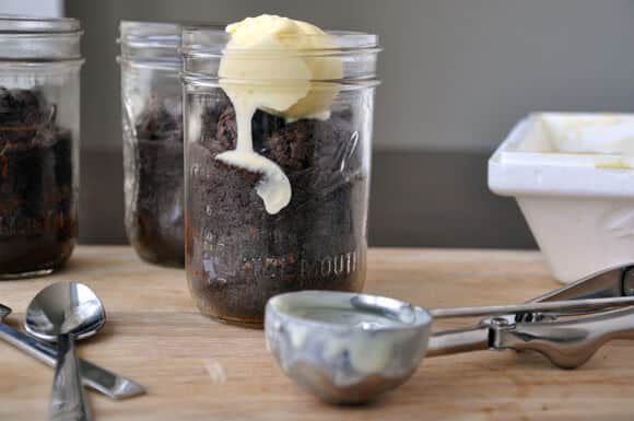 Mason Jar Cakes- Easy, Minute DIY Desserts: Fudge Brownie